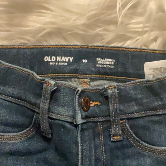 Old Navy Blue Distressed Jeans - Picture 4 of 6